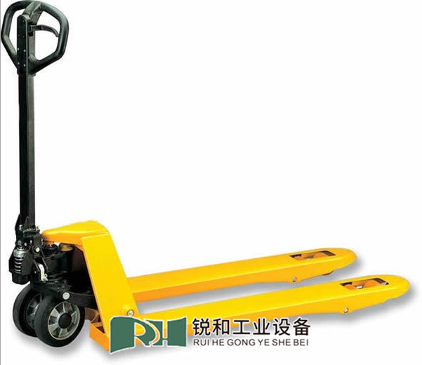 手動叉車
